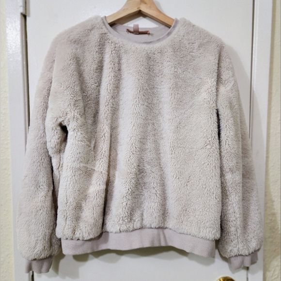 Philosophy Republic Clothing Gray Faux Fur sizeM Crew Neck Sweater Fuzzy Long - Picture 8 of 9